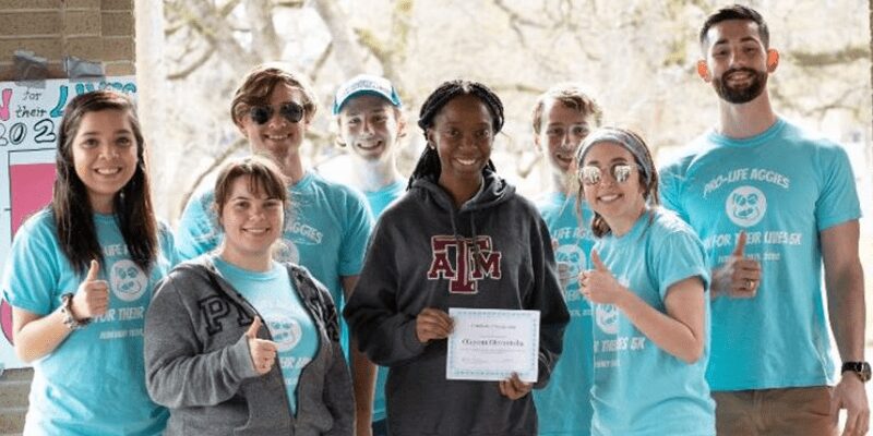 New Pro-Life Grant Boosts Scholarship Funds for Pregnant College Students